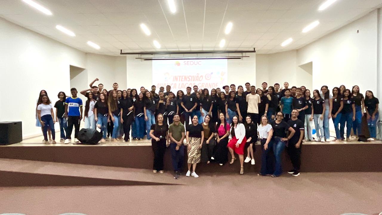 Aulões do Intensivão voltam a reforçar o aprendizado de alunos da rede municipal de Lagoa Grande - Prefeitura de Lagoa Grande